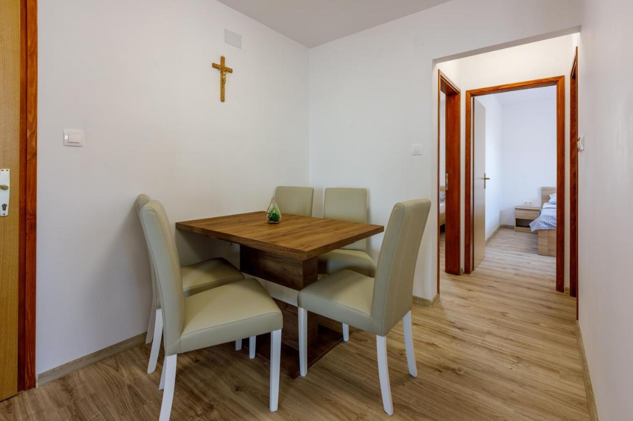 House View Apartment Novi Vinodolski Exterior photo